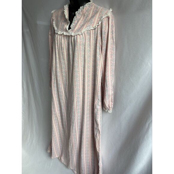 Vintage Lanz of Salzburg Nightgown Pink Floral Long Cotton Size M/L Lace Trim - Picture 4 of 9